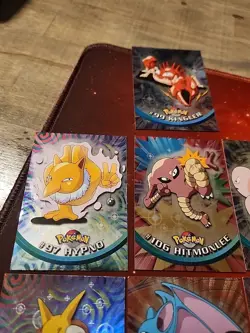 Topps Pokemon 1998 Rainbow Foil Holo 13 Card Lot Alakazam Hypno Hitmonlee & More - Image 5