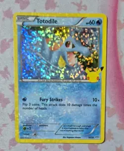 FULL HOLO BLEED ERROR Pokemon Totodile Holo Mcdonalds Promo 2021 - 18/25 Lp - Image 2