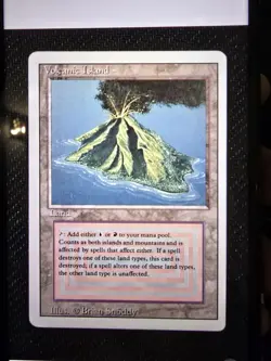 Volcanic Island - Revised / 3rd Edition - MtG - Dual land - Reserved list - Image 1
