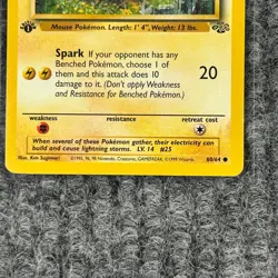 Vintage Pokemon Jungle Pikachu 1st Edition 60/64 Non-Holo NM/LP - Image 4
