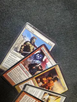 Magic the Gathering Heroes vs Monsters Worlds Smallest Duel Mini Micro Deck - Image 5