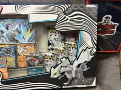 New Pokemon Black Bolt White Flare Unova Heavy Hitters Premium Collection - Image 3