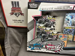 New Pokemon Black Bolt White Flare Unova Heavy Hitters Premium Collection - Image 4