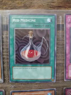 Old Yu-Gi-Oh Cards - Lot A - Image 3