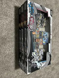 Pokemon TCG Pokemon Unova Heavy Hitters Premium Collection (Costco Exclusive) x3 - Image 1