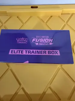 Pokemon TCG Fusion Strike Elite Trainer Box ETB Sealed Sword & Shield SWSH - Image 3