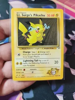 Lt. Surge's Pikachu 81/132 Common Gym Heroes Pokemon Card LP/NM - Image 1