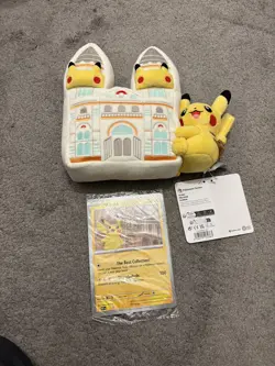 Pokemon x National History Museum Pikachu Jumbo Promo Card & Plush - Image 1