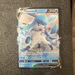 Glaceon V SWSH196 SWSH: Sword & Shield Promo Cards Holo - Image 1