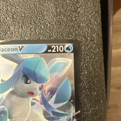 Glaceon V SWSH196 SWSH: Sword & Shield Promo Cards Holo - Image 3