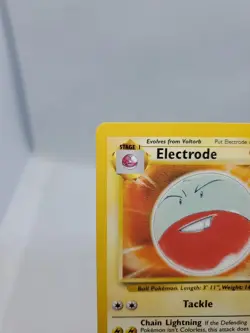 Electrode 18/64 Non Holo Jungle Unlimited Pokemon WOTC Vintage 1999 - Image 2