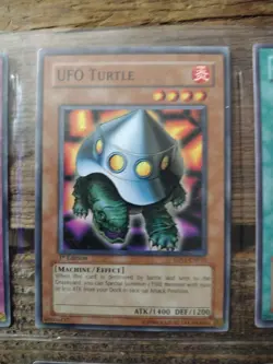 Old Yu-Gi-Oh Cards - Lot DD - Image 3