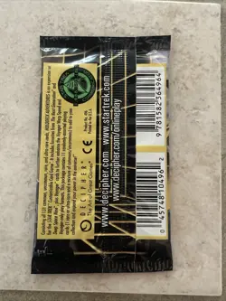 2001 Star Trek Holodeck Adventures Limited Edition one 11 Card Booster Pack - Image 2