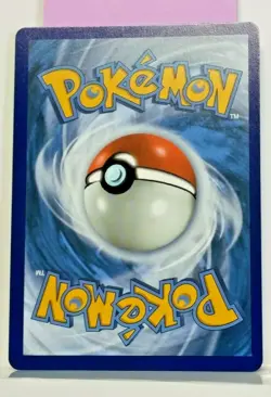 Pikachu V 043/185 Ultra Rare Pokemon Sword & Shield Vivid Voltage NM/M - Image 4