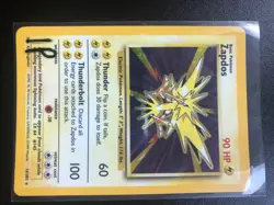1999 Pokemon base set holographic Zapdos, lightly played!!! - Image 1