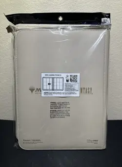 MTG Final Fantasy Cloud Pro-Binder Premium Zippered 9-POCKET Ultra Pro - Image 2