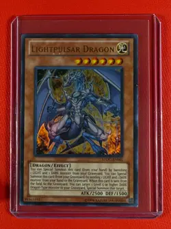 Yu-Gi-Oh! TCG Lightpulsar Dragon SDDC-EN001 Ultra Rare - Image 1
