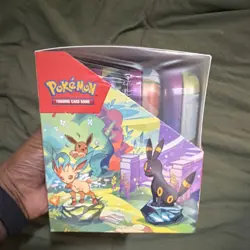 Pokemon Prismatic Evolutions Mini Tin Box Eevee 8 pack - Image 2