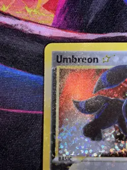 Pokemon TCG Umbreon Star 17/17 Celebrations Classic Collection Holo - Image 4