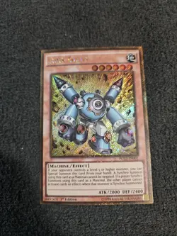 Junk Giant (PGL2-EN001) - Gold Secret Rare - 1st Edition - Image 1