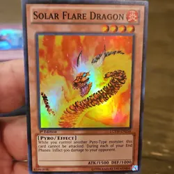 Yu-Gi-Oh! Solar Flare Dragon LCYW-EN254 1st Edition Holo Effect Pyro - Image 1