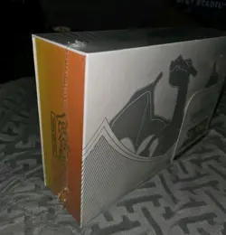 Pokemon TCG - Sword & Shield Charizard Ultra Premium Collection Box Sealed - Image 2