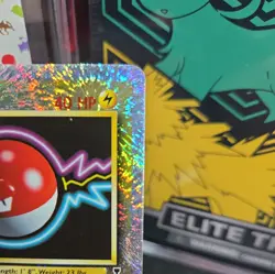 Pokemon Voltorb Legendary Collection Reverse Holo Card 97/110 LP - Image 3