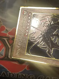 Yugioh MAGO-EN003 Red-Eyes Black Dragon - Premium Gold Rare 1st Edition NM - Image 3