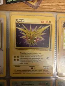 1999 Pokemon TCG Fossil Zapdos Card 30/62 Rare - Image 1