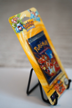 Pokemon 1999 WOTC Base Set Unlimited Booster Blister Pack Charizard Vintage - Image 4