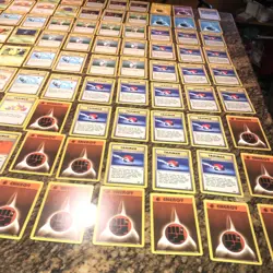 Vintage Bulk Base Cards Pokemon Card Pokemon 136 Cards Near Mint - Image 5