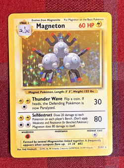 Magneton 9/102 Base Set Pokemon TCG Holo MP - Image 2