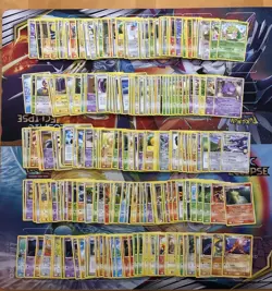 Vintage Pokemon Card Lot Fire Gengar Ninetales Garchomp Shaymin 215+ - Image 1