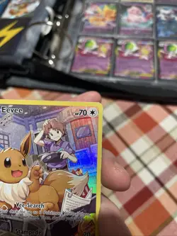 Eevee Trainer Gallery Ultra Rare Holo Card TG11/TG30 Swsh09 Brilliant Stars - Image 3