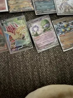 Pokemon TCG 550+ card lot - Image 2