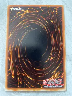Yugioh - Salamandra - DDS-E003 - Prismatic Secret Rare - Image 2