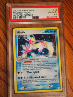 Pokemon 2004 Hidden Legends Milotic holo card, PSA 8.5 - Image 1