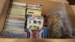 10LB Lot of Assorted Pokemon Trading Cards - Image 2