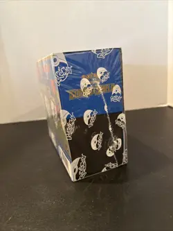 Pokemon TCG Sword and Shield Elite Trainer Box Sealed See Photos Imperfect - Image 4