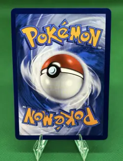Pikachu V 043/185 Pokemon TCG 2020 Rare Vivid Voltage Holo Rare - Image 2