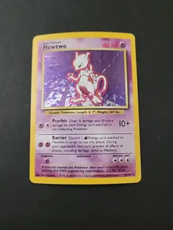 DMG Mewtwo 10/102 Pokemon TCG 1999 Base Set Holo - Image 1