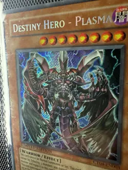 Destiny Hero - Plasma - CT04-EN003 - Secret Rare - Limited Edition LP Yugioh TCG - Image 3