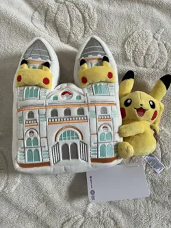 Pokemon x Natural History Museum Pikachu Jumbo Promo Card, Plush & booklet - Image 5