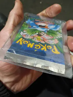 Factory Sealed 1999 Shadowless Pokemon Base Set Booster Pack 9781575306032 - Image 5