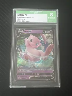 Mew V : Darkness Ablaze Pokemon TCG Card 069/189 2020 English : Grade 8 - Image 2