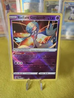 Radiant Gardevoir 069/196 Shining Holo Lost Origin Pokemon Card Near Mint - Image 1