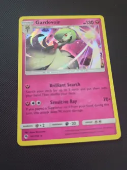 Pokemon Lost Thunder Gardevoir Cosmos Holo 141/214 LP - Image 1