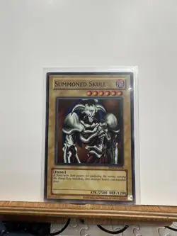 Summoned Skull RP01-EN024 Retro Pack (2020 Date Reprint) Unlimited - Image 1