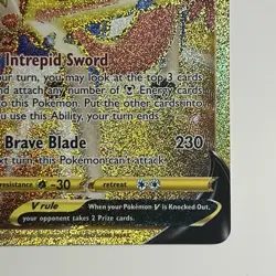 Zacian V 211/202 Sword & Shield Gold Secret Rare Holo Pokemon Card NM SWSH - Image 5