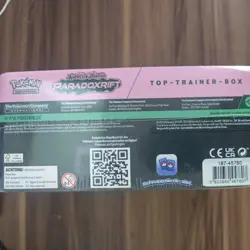 Pokemon Karmesine & Purple Paradoxrift Top Trainer Box Iron Warrior - GERMAN - Image 3